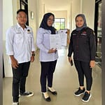 Evan Rahman Saputra Tarik Berkas Pendaftaran Bacalon Kepala Daerah Kabupaten Kapuas di PDIP Kalteng WhatsApp Image 2024-06-04 at 17.51.39