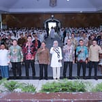 Tingkatkan Literasi dan Inklusi Keuangan Syariah, OJK Berikan Edukasi ke Santri di Daerah IMG-20241023-WA0013