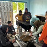 Tingkatkan Produktivitas Usaha Masyarakat, Tim Pengabdian Dosen UPR Berikan Edukasi Kewirausahaan Bebasis Industri dan Digital Marketing ke KWT Anyelir Bahalap WhatsApp Image 2024-12-02 at 21.04.41