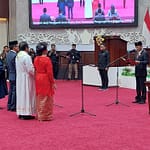 Freddy Ering dan Nyelong Inga Simon Resmi Dilantik Jadi PAW Anggota DPRD Kalteng 20250120_133625