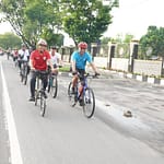 OJK Kalimantan Tengah Gelar Fun Bike dan Silaturahmi Awal Tahun, Dorong Sinergi Sektor Keuangan WhatsApp Image 2025-01-21 at 22.11.23 (1)