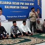 PWI dan IKWI Kalteng Gelar Buka Puasa Bersama, Perkuat Sinergi dengan Pemerintah WhatsApp Image 2025-03-24 at 00.14.20