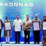 Dukcapil Dinilai Miliki Data Terlengkap, Mendagri Tito Apresiasi Kinerja Jajarannya 23042025080857_1
