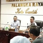 Aparatur Kecamatan dan Kelurahan Diminta Aktif Sosialisasikan Sertifikat Tanah 70dc1053-87c0-4725-a377-1b47bd3e62c8-660×330