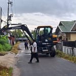 Warga Lapor, Tim 112 Gerak Cepat Atasi Drainase Tersumbat WhatsApp Image 2025-05-14 at 23.03.47