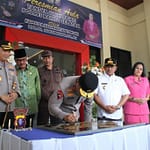 Kapolda Kalteng Tinjau Kesiapsiagaan Polres Barito Selatan WhatsApp-Image-2025-06-13-at-20.30.15-1-1024×683