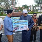 Presiden Prabowo Serahkan Sapi Kurban ke Masjid Kubah Kecubung bb462854-c12f-49db-957e-070da64d3f7d-660×330