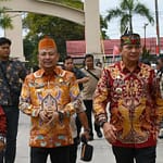 Bupati Barsel Hadiri Seminar Internasional Budaya Adat Dayak IMG_20250822_182754-min-1024×666