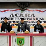 Pengukuhan Tiga Kepala Desa Barito Selatan Perpanjang Masa Jabatan WhatsApp-Image-2025-08-22-at-14.53.50-3