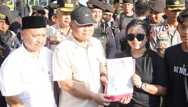 Peringati Hari Buruh, Pemprov Kalteng Terima Aspirasi Mahasiswa dan Buruh Soal Upah dan Perlindungan Kerja
