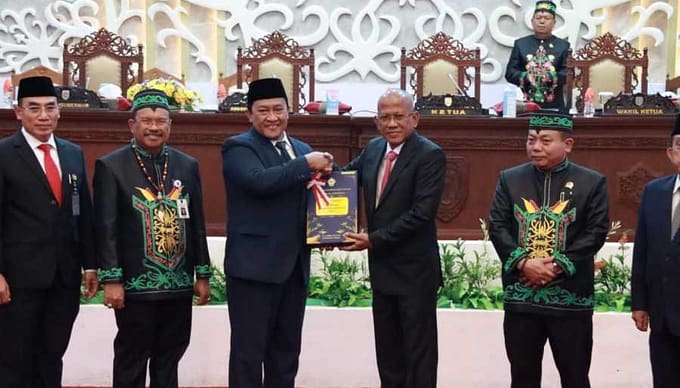 BPK RI Sampaikan LHP Atas Laporan Pemda Kalteng Pada Sidang Paripurna Ke – 3