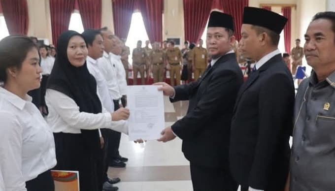 Pelantikan PPPK dan CPNS di Katingan, Saiful Ajak ASN Baru Jaga Integritas dan Loyalitas