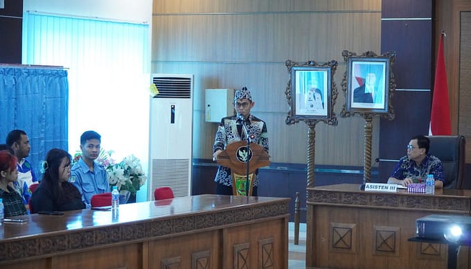Karyawan Perusahaan di Barito Timur Dibekali Edukasi Keuangan Legal dan Aman