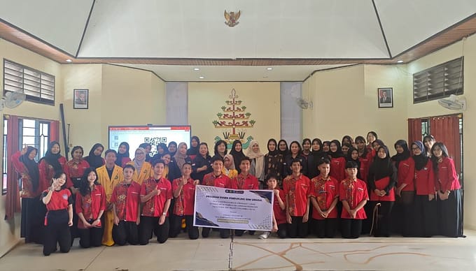 Pelatihan Python dari FMIPA UPR Tingkatkan Kemampuan Akuntansi Siswa SMKN-2 Palangka Raya
